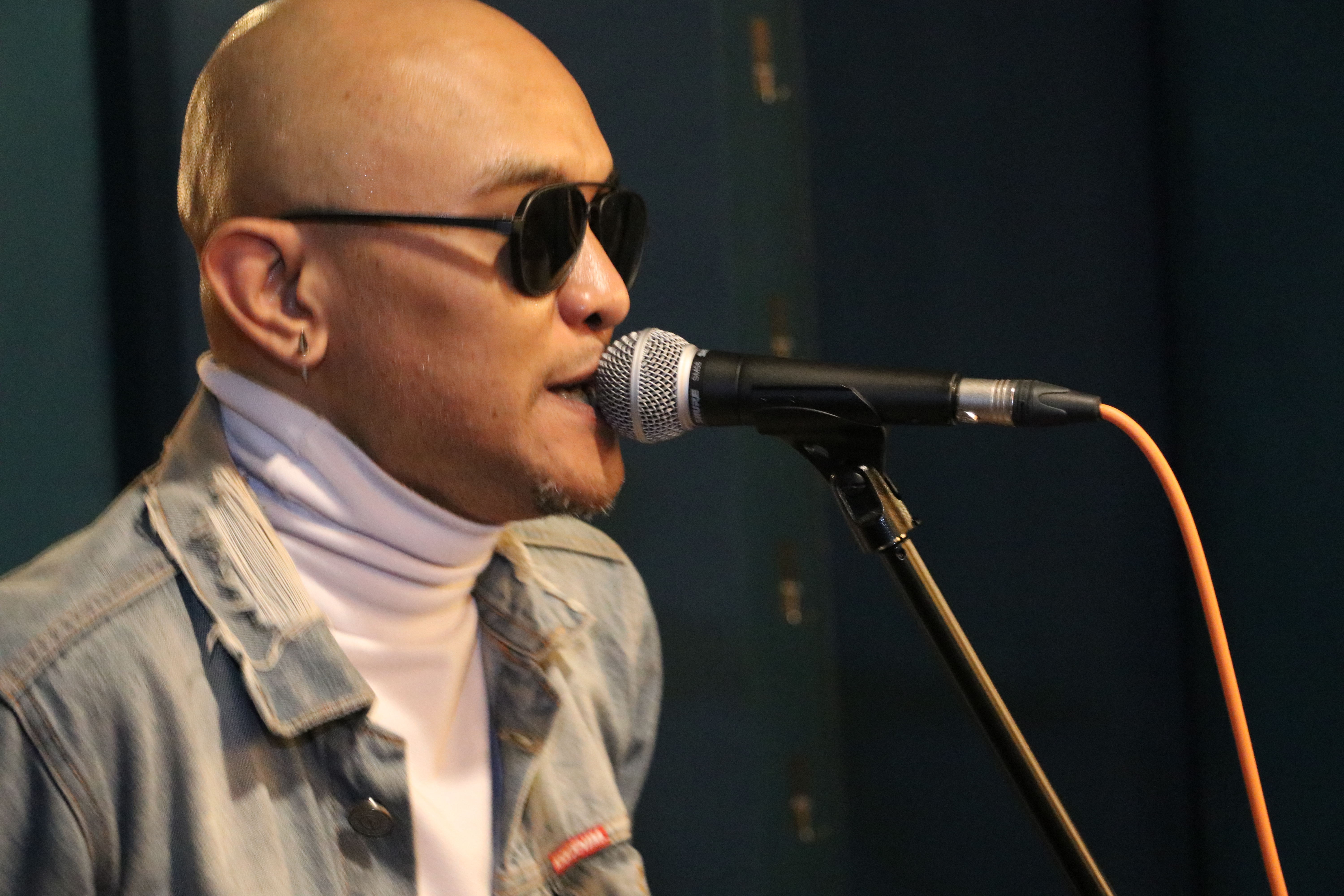 Photo by Claudio Schwarz on Unsplash